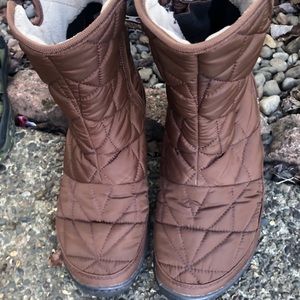 Columbia waterproof insulated boots